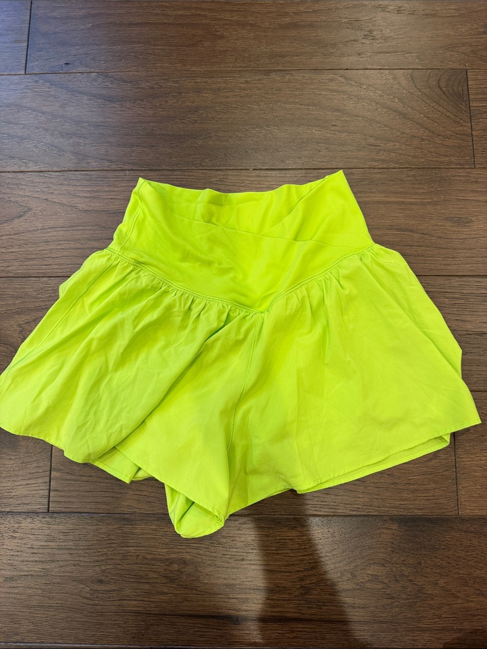 Offline by Aerie Lime Green Flowy Shorts Size Small - C72-023